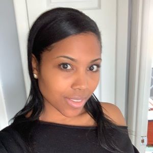 Meet your Posher, Alexandria